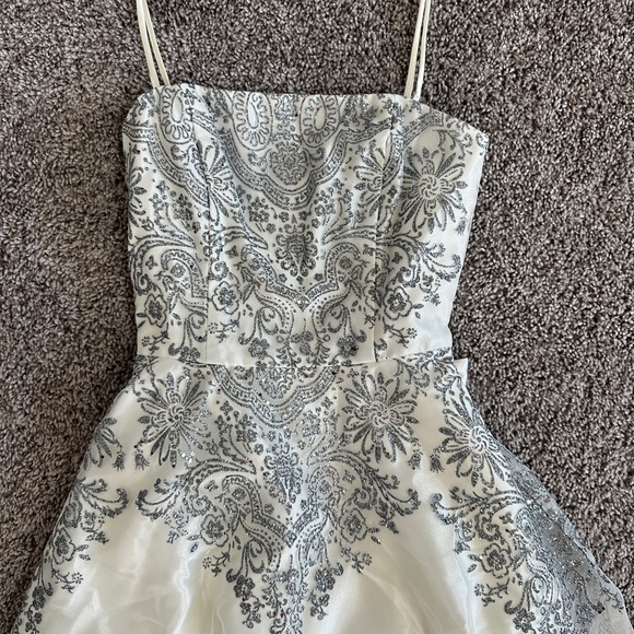 Masquerade Semi Formal Mini Dress - Picture 4 of 7